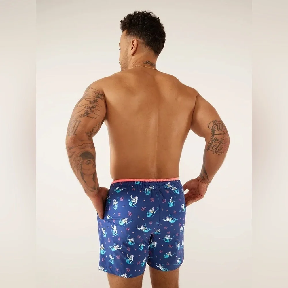 Chubbies ‘Triton of the Seas” Swim Trunks. 5.5” inseam. NWT!